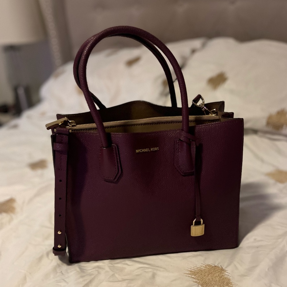 Michael Kors Purse Plum
